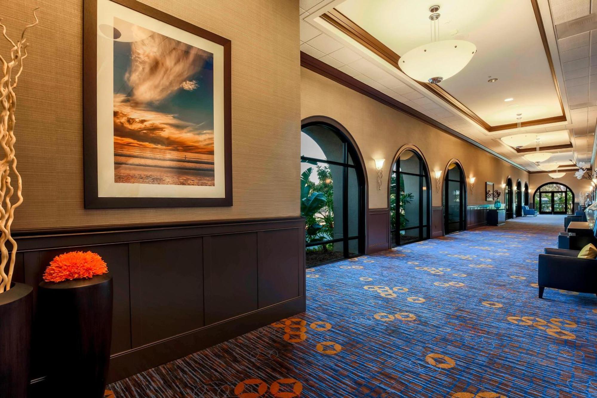 Courtyard San Diego Airport/Liberty Station Hotel Exterior photo